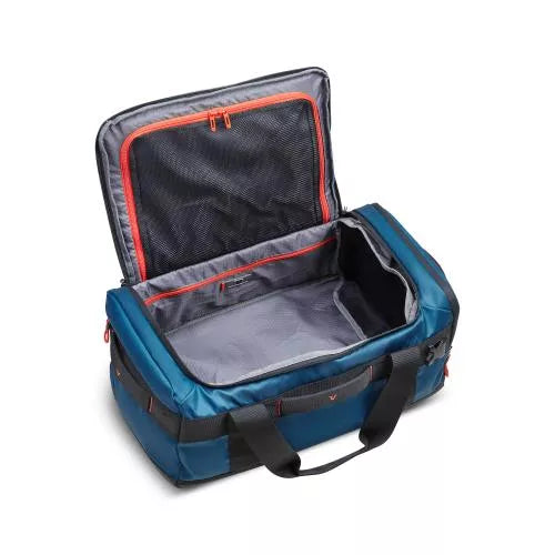 Borsone sportivo compatto con tasche e tracolla regolabile DENIM TU | Giò Fashion