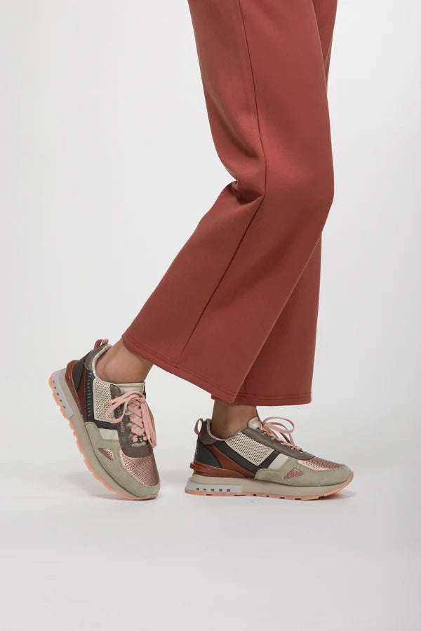 Sneakers donna Anekke con inserti tecnici e suola ammortizzata Rosa 38 | Giò Fashion