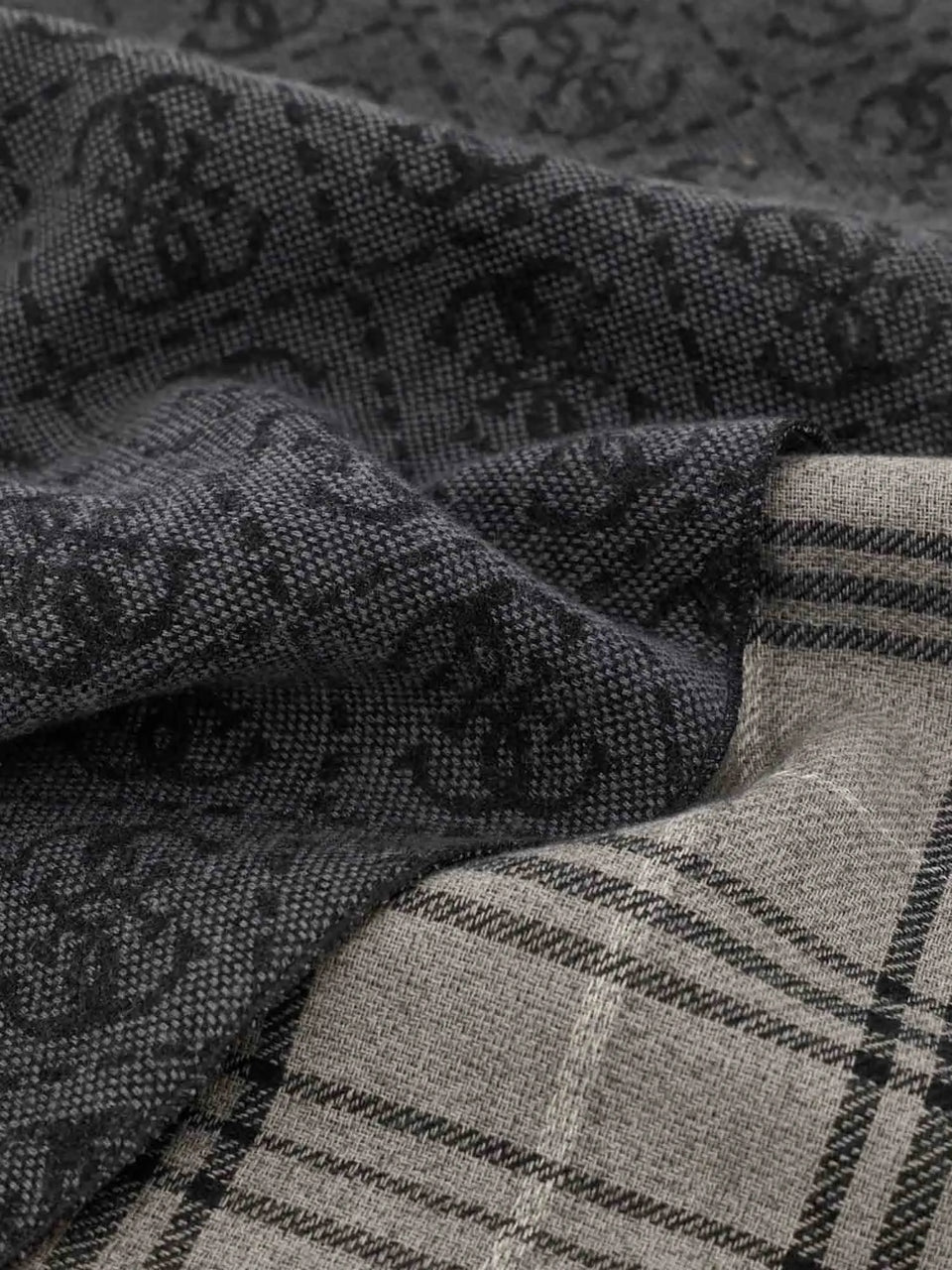 Sciarpa Uomo Guess
