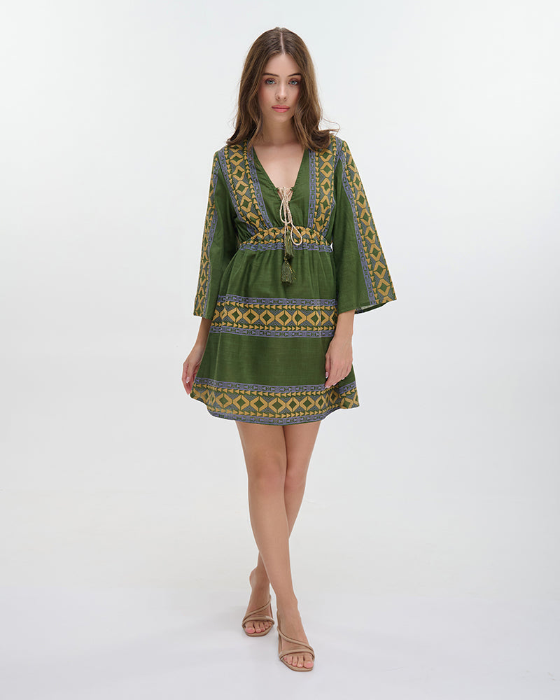 Ble Resort Collection Abito Corto a Maniche Lunghe con Dettagli Ricamati