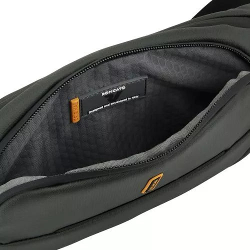 Marsupio uomo compatto con tasche multiple e design urbano