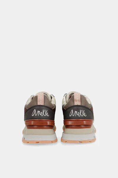 Sneakers donna Anekke con inserti tecnici e suola ammortizzata Rosa 38 | Giò Fashion