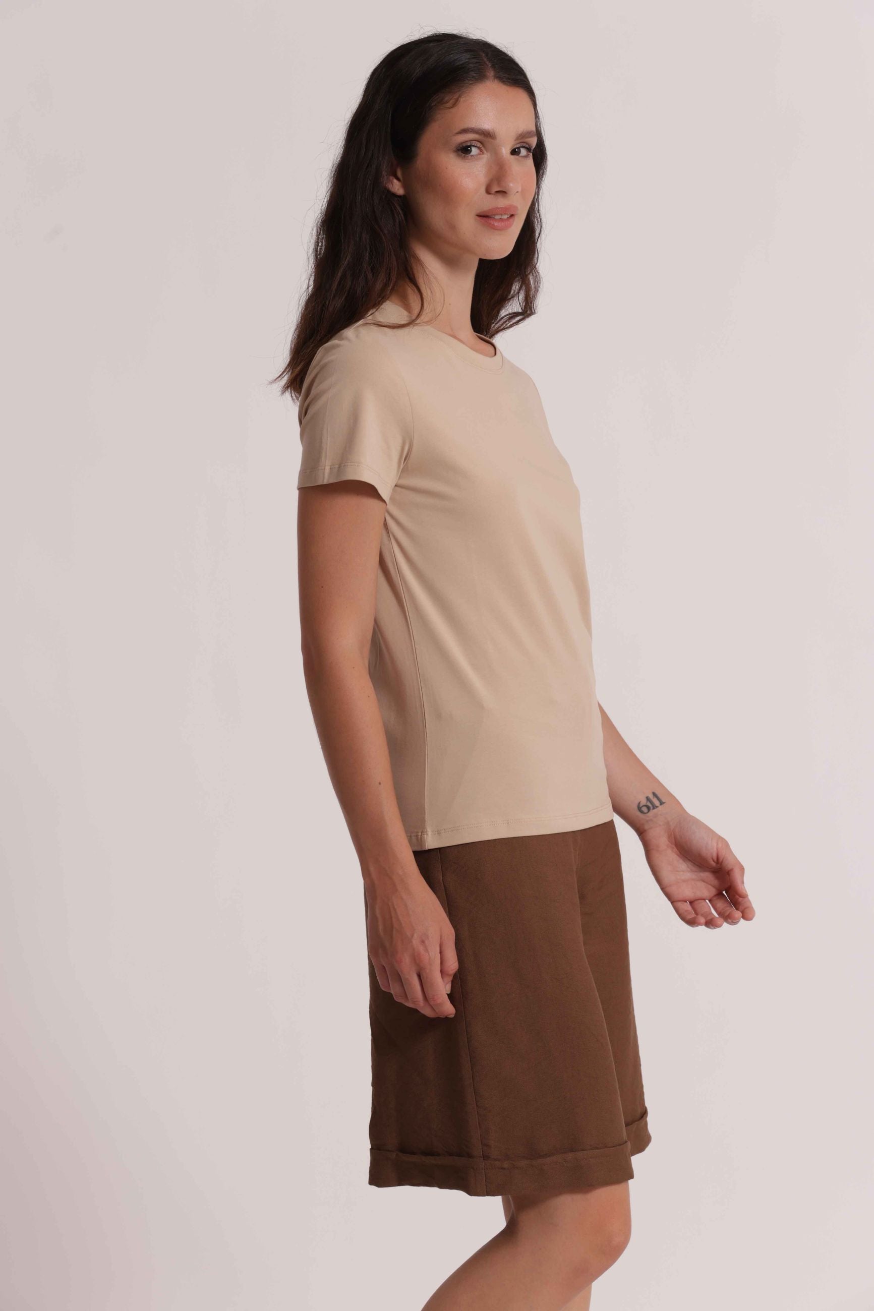 T shirt donna tinta unita design essenziale stile versatile Cammello XXL | Giò Fashion