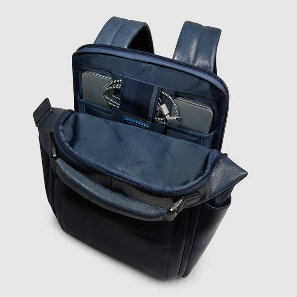 Zaino Piquadro in pelle porta PC 13.3 con doppio scomparto e sistema Shock Absorber AVION TU | Giò Fashion